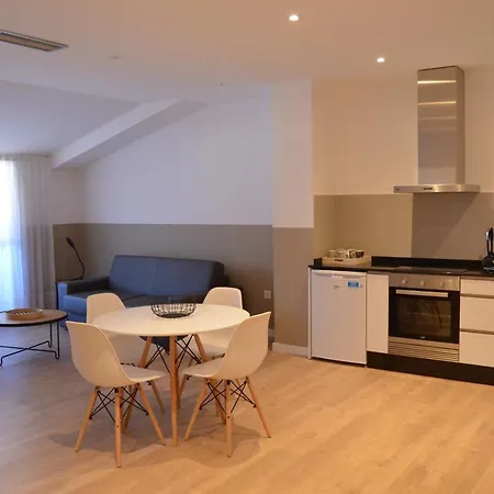 Szálloda Airinos 3*