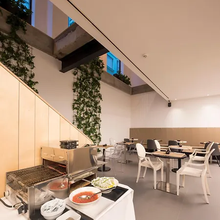 Airinos 3* Hotel