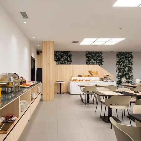 Ξενοδοχείο Airinos 3* 3*